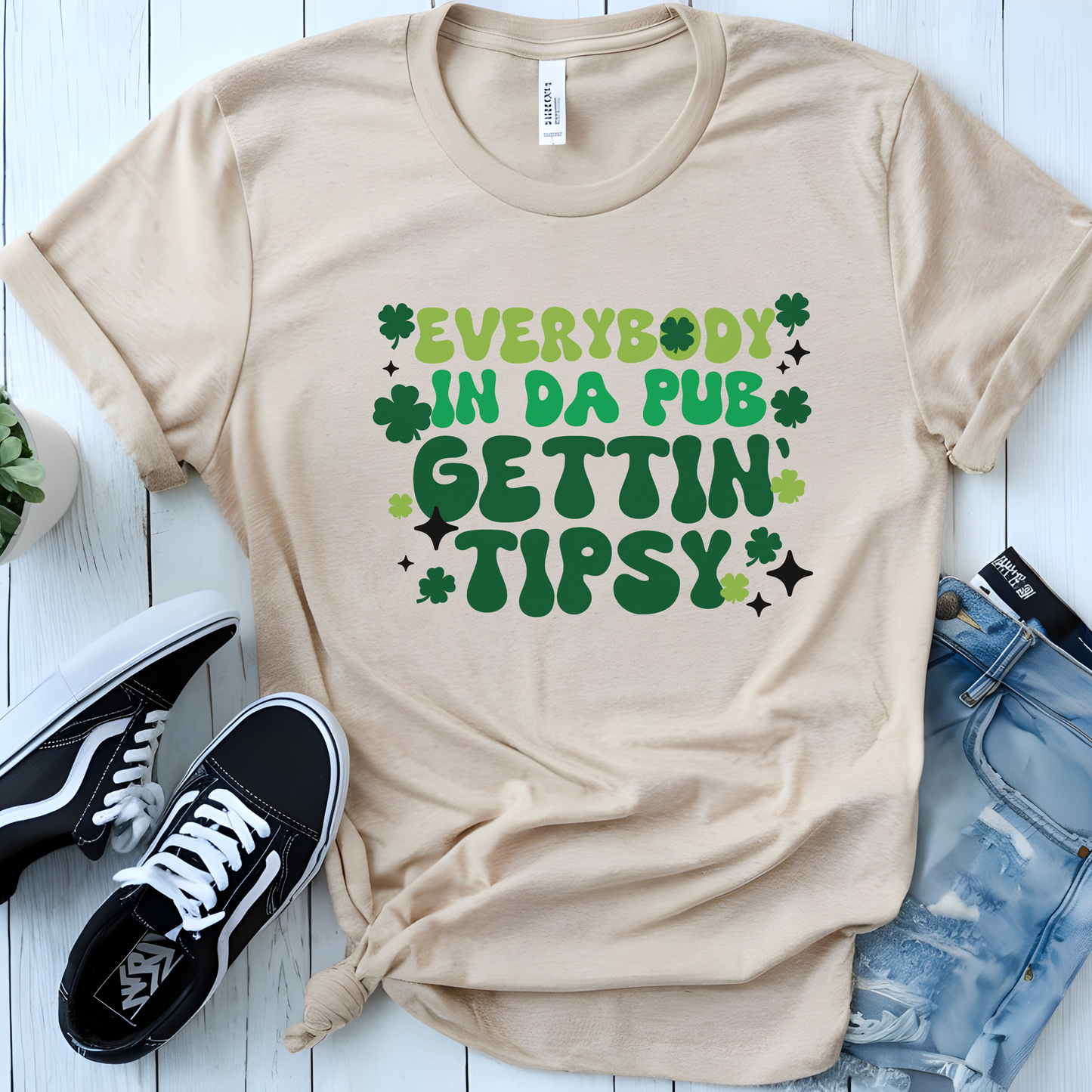 "Everybody In Da Pub Gettin' Tipsy" Graphic Tee Funny Retro St. Paddy’s Shirt